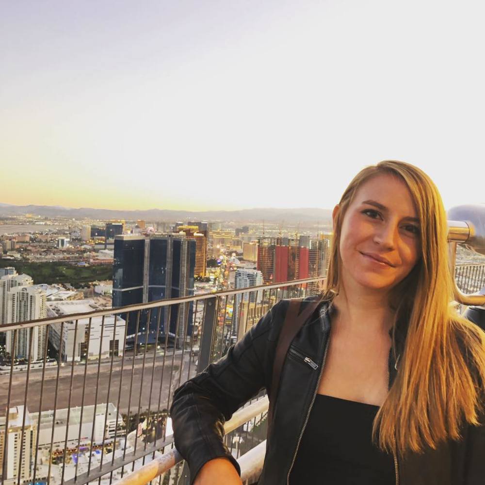 Meet your Posher, Jenna